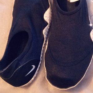 Nike water shoes
